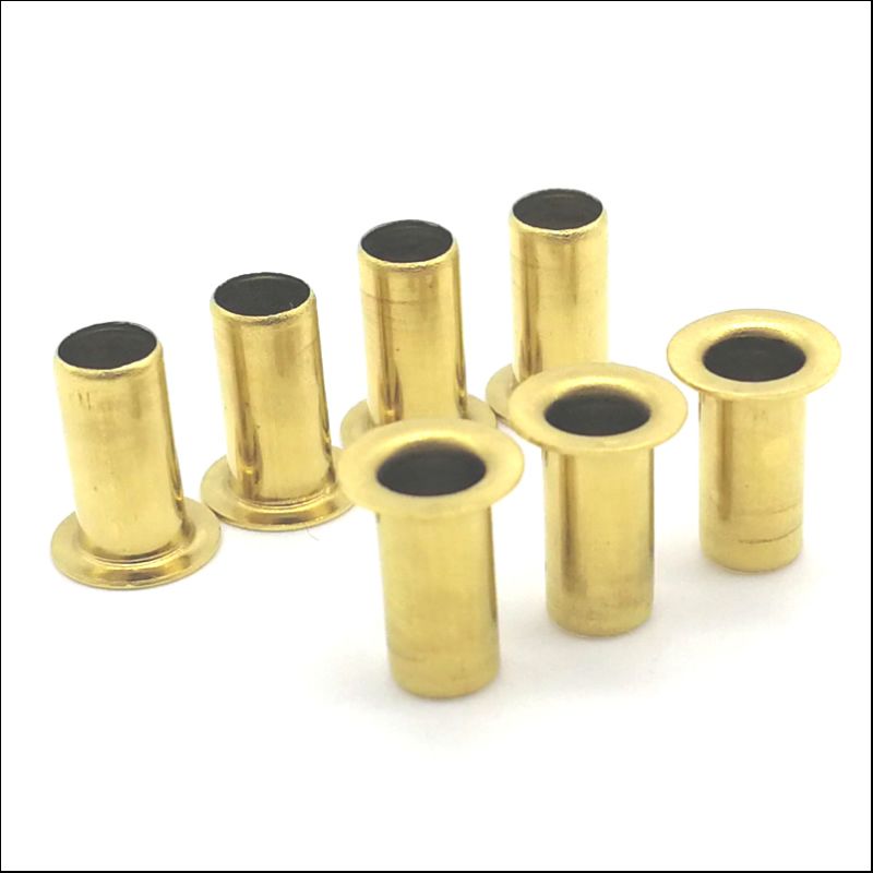 Egy közelebbi pillantás a lyukba