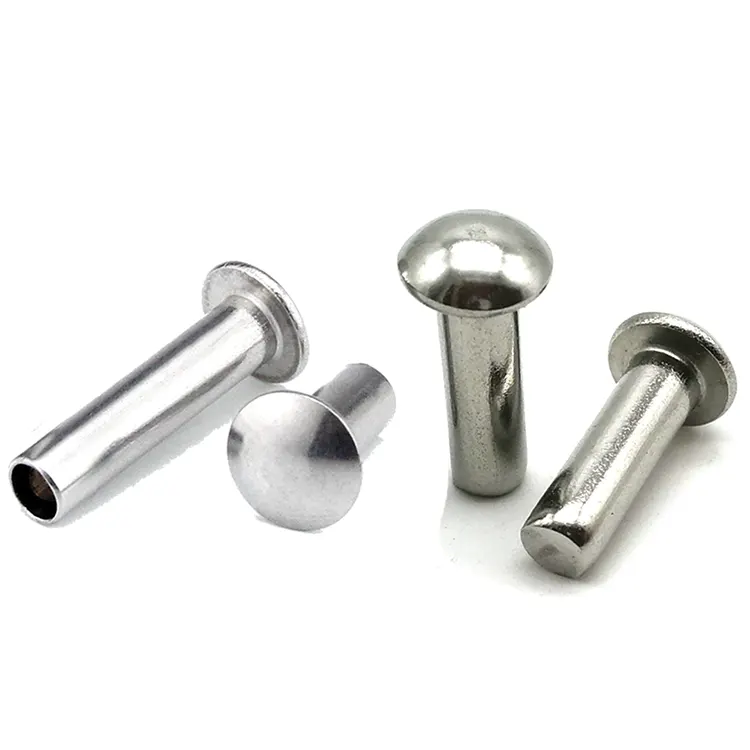 Kerek fejű szegecsek