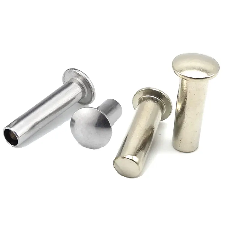 Acél serpenyőfejű szegecsek